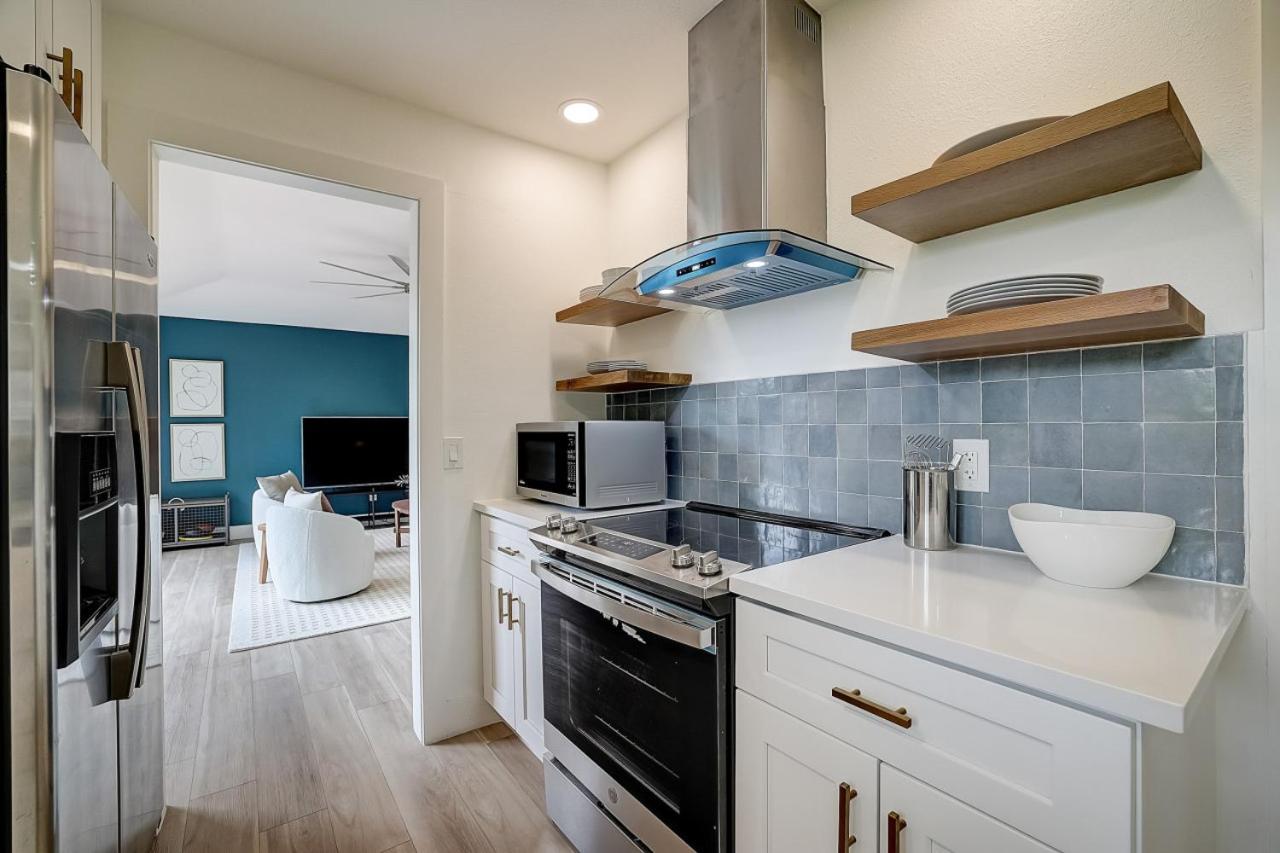 Dunlap Oasis Spacious 5br 12mi To Dt Austin