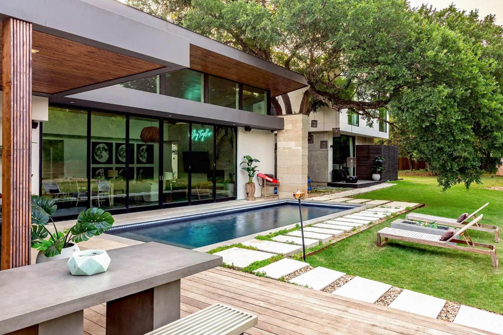 Eastside Mansion With Pool - Rainey St - 7 Min Drive Austin