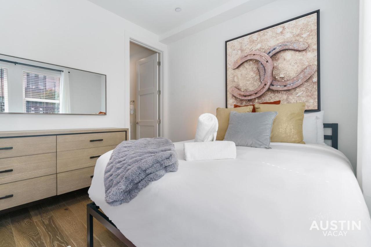 Holiday home Urban Oasis 1 Mile From Ut Garage And Rooftop *