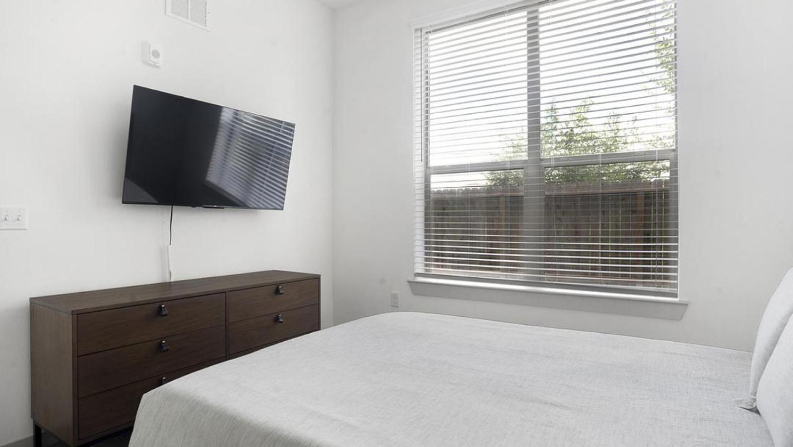 Landing At The Haywood - 1 Bedroom In Slaughter Creek Apartment Austin