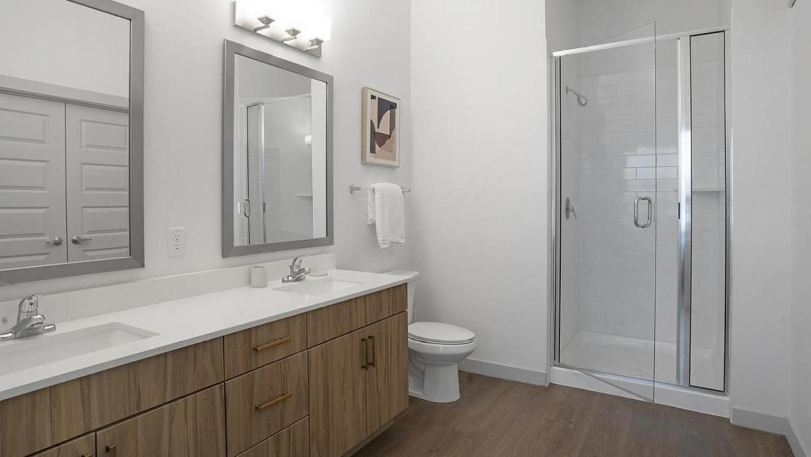 Landing At The Haywood - 2 Bedrooms In Slaughter Creek Apartment *