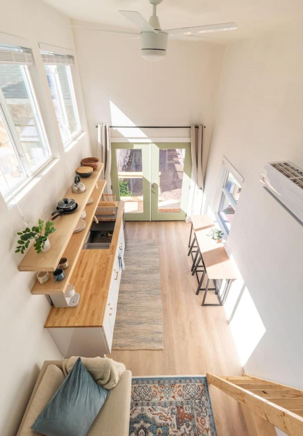 Boho Tiny - Walkable To The Of East *