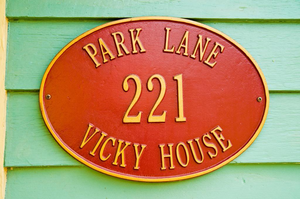 Bed & Breakfast Park Lane 3*