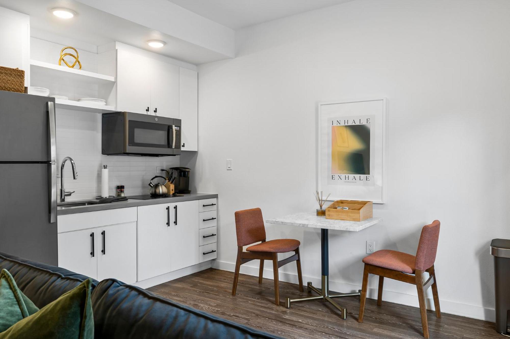 Holly House Apartment