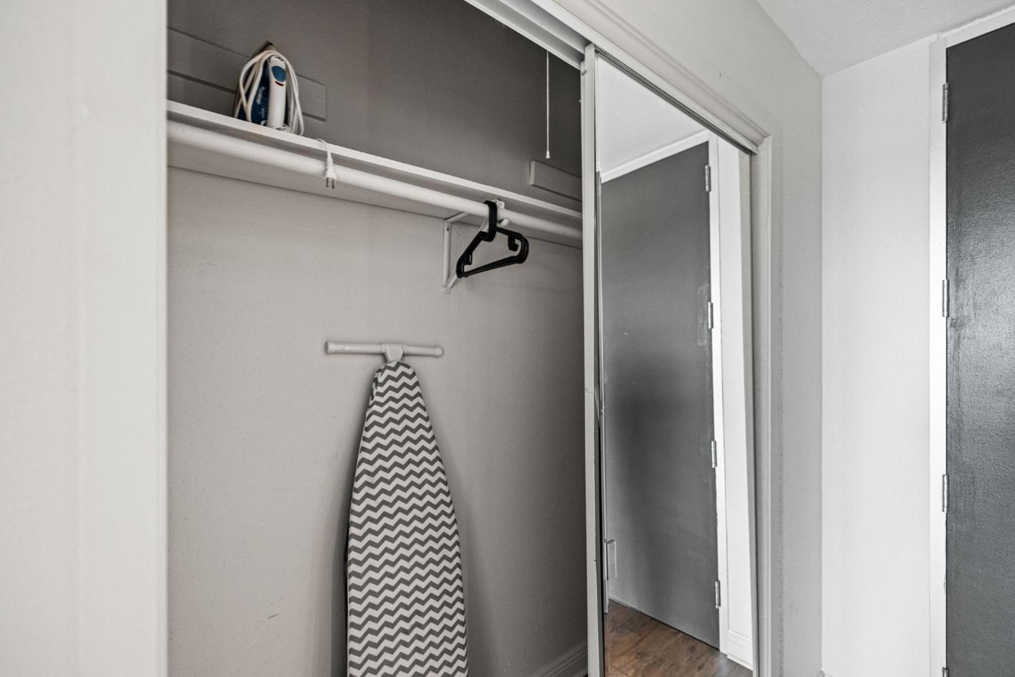 Apartment Littlefield Lofts, Hosted By Placemakr - 6th St
