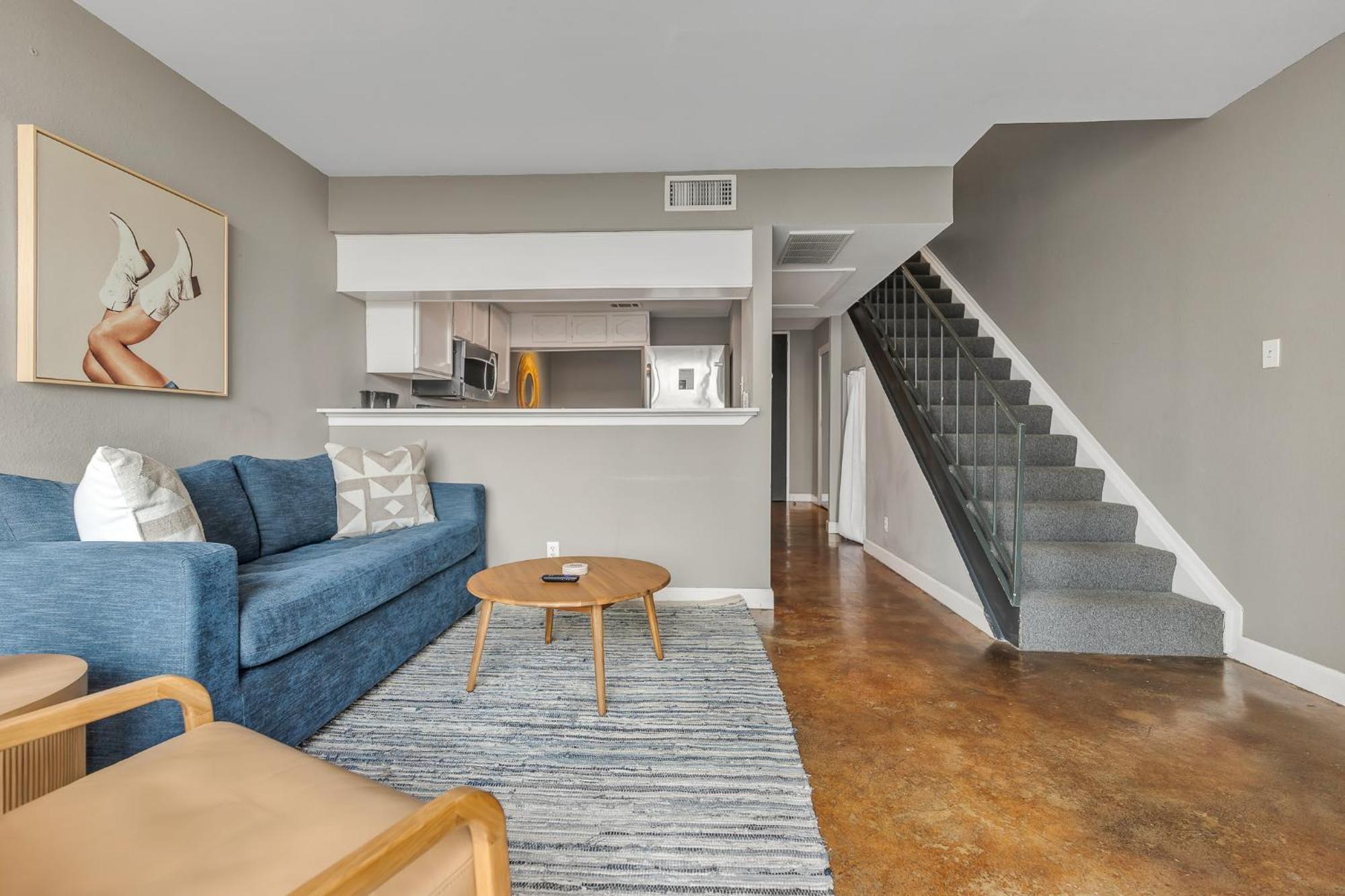 Littlefield Lofts, Hosted By Placemakr - 6th St Apartment *