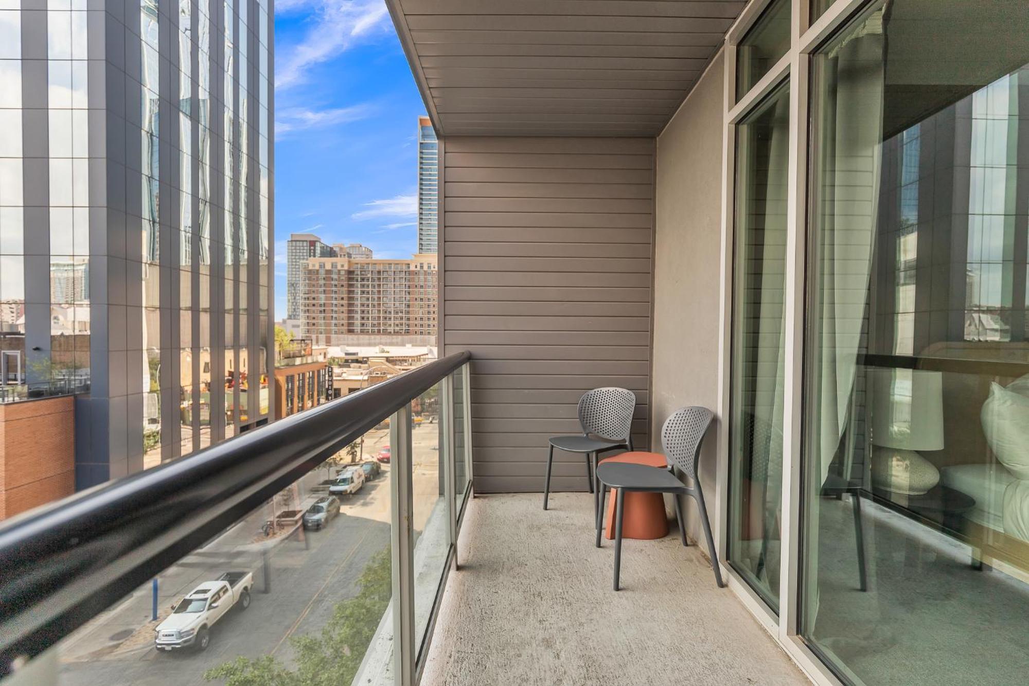 Apartment Littlefield Lofts, Hosted By Placemakr - 6th St Austin