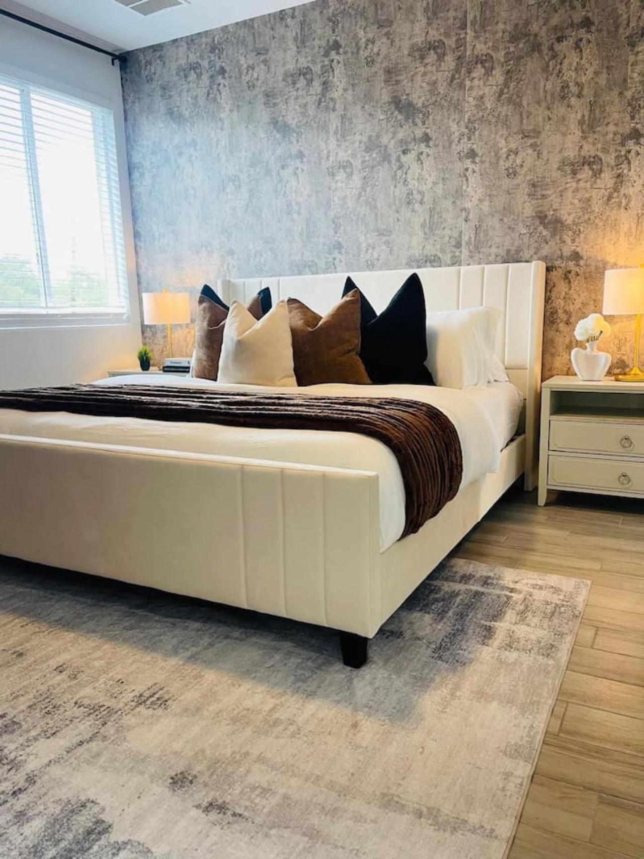 Holiday home Luxury Combined Homes - Downtown Access - Balcony *