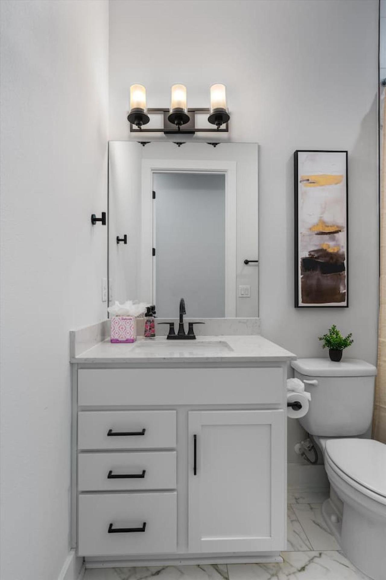 Holiday home Luxury Combined Homes - Downtown Access - Balcony Austin