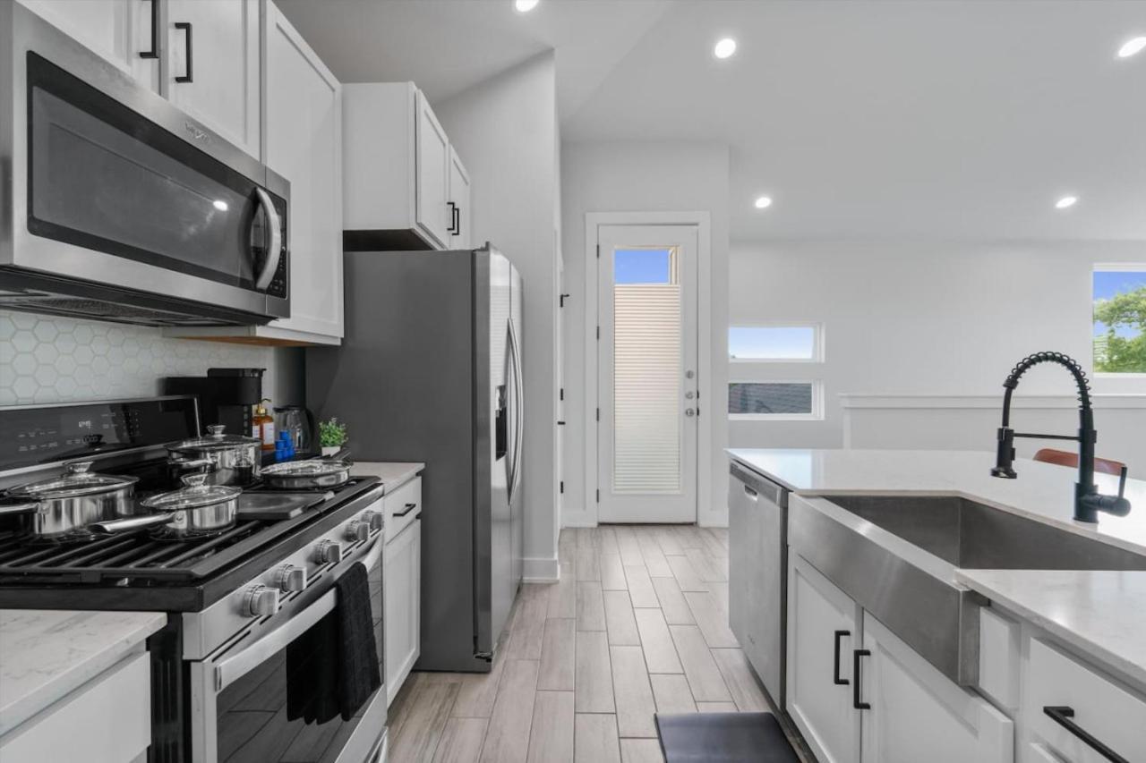 Holiday home Luxury Combined Homes - Downtown Access - Balcony