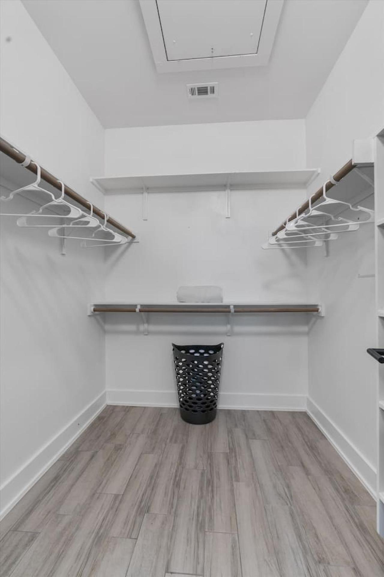 Luxury Combined Homes - Downtown Access - Balcony Holiday home Austin