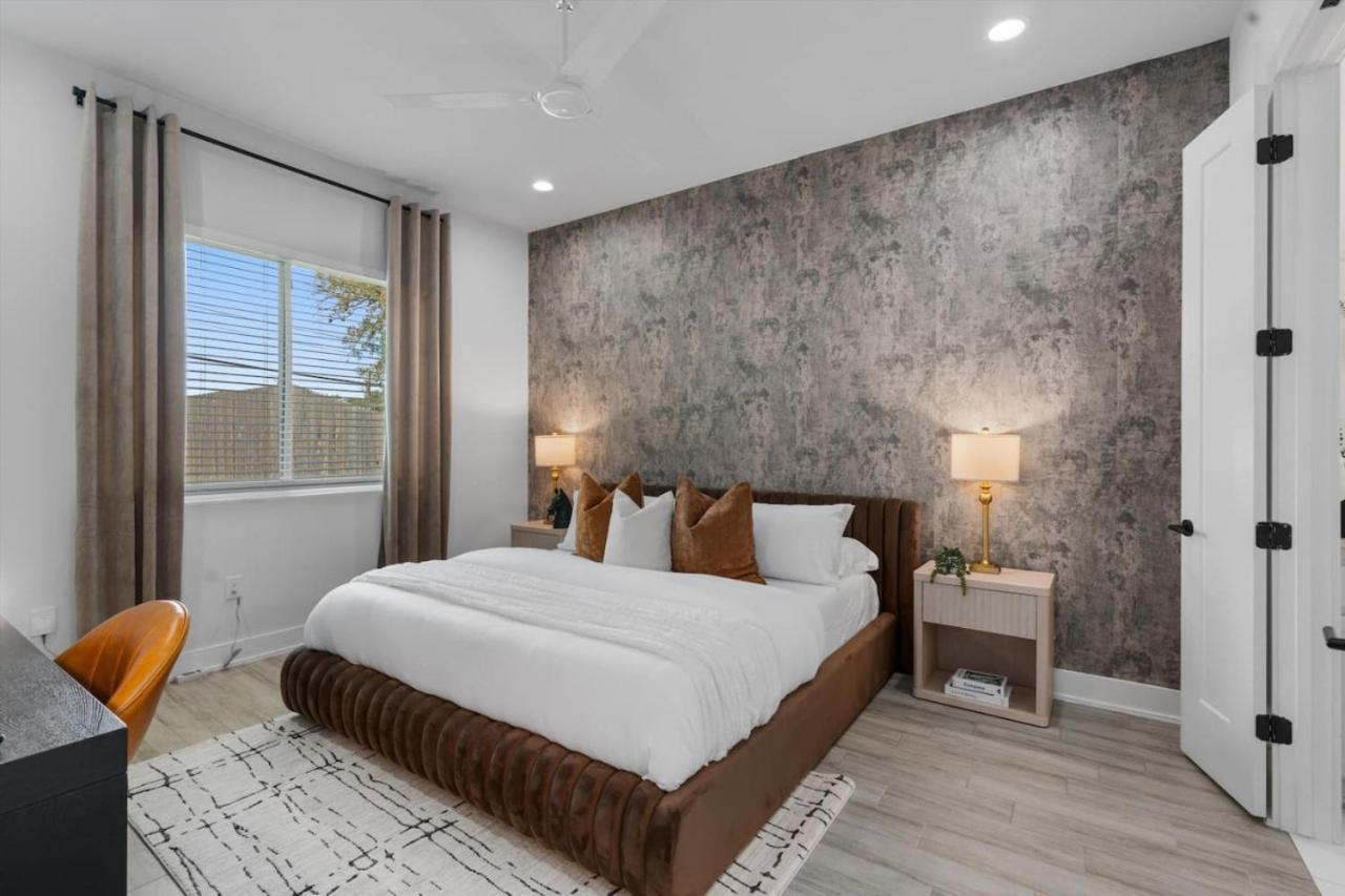 Holiday home Luxury Combined Homes - Downtown Access - Balcony