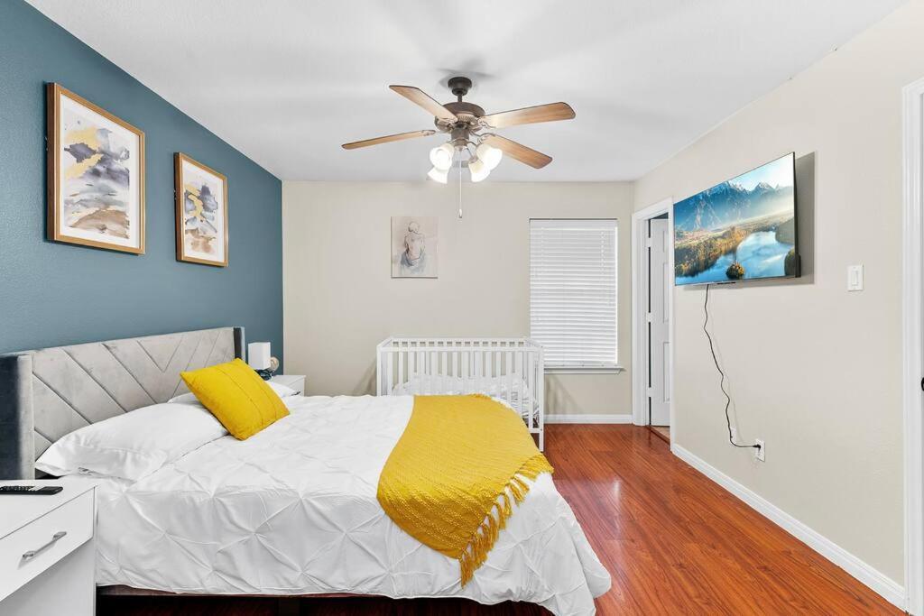 Beautiful Space - Yard - 10 Min From Dt * Austin