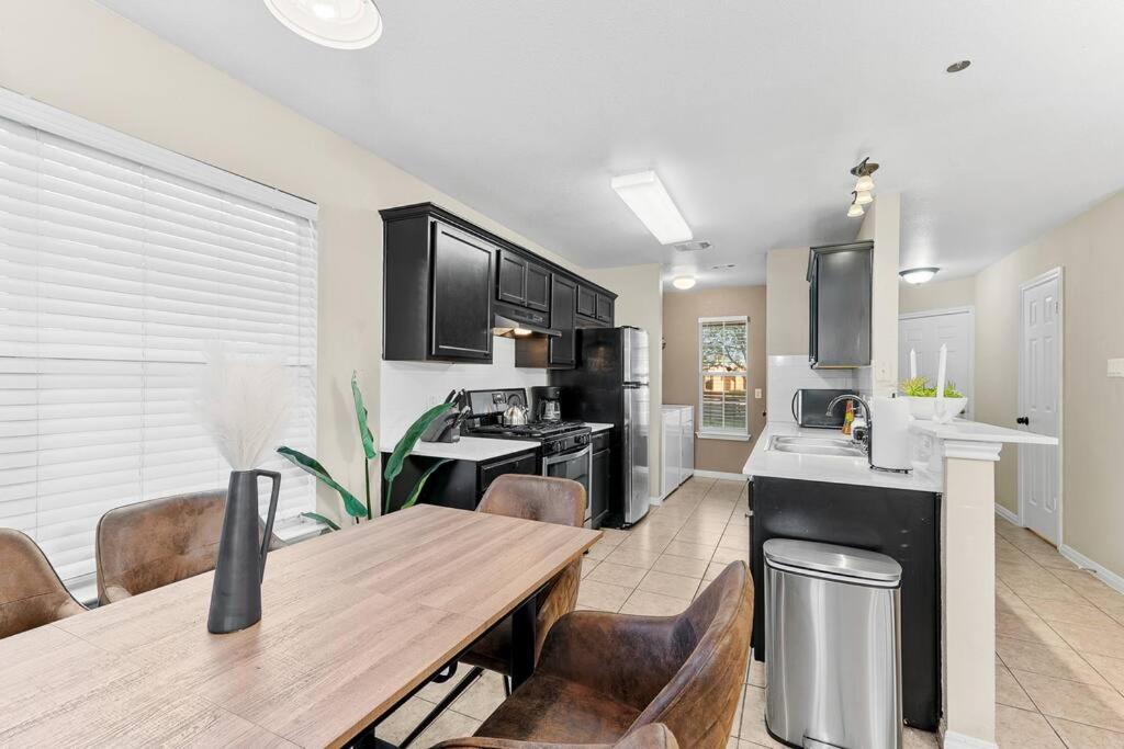 Holiday home Beautiful Space - Yard - 10 Min From Dt *