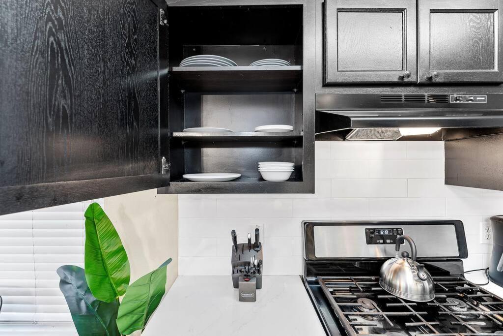 Beautiful Space - Yard - 10 Min From Dt * Austin