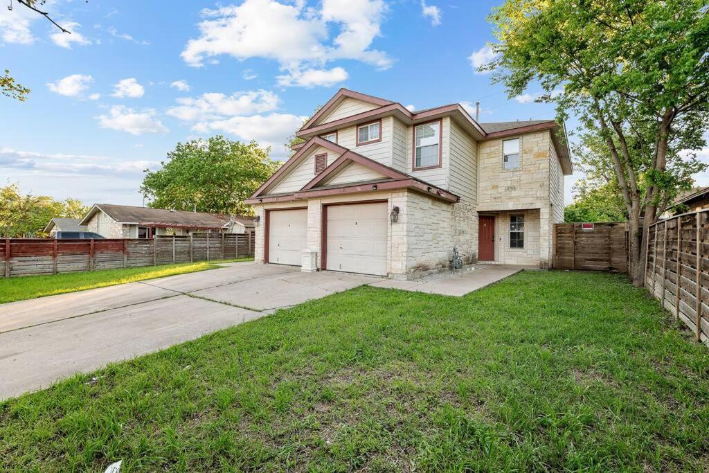 Beautiful Space - Yard - 10 Min From Dt Holiday home Austin