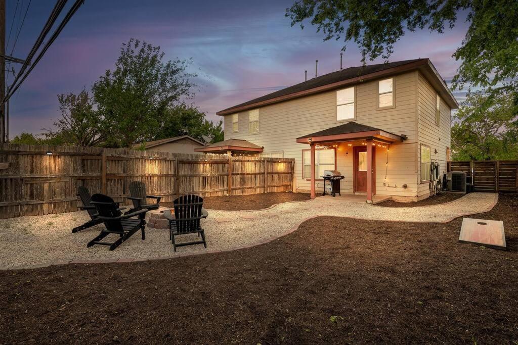Beautiful Space - Yard - 10 Min From Dt Holiday home