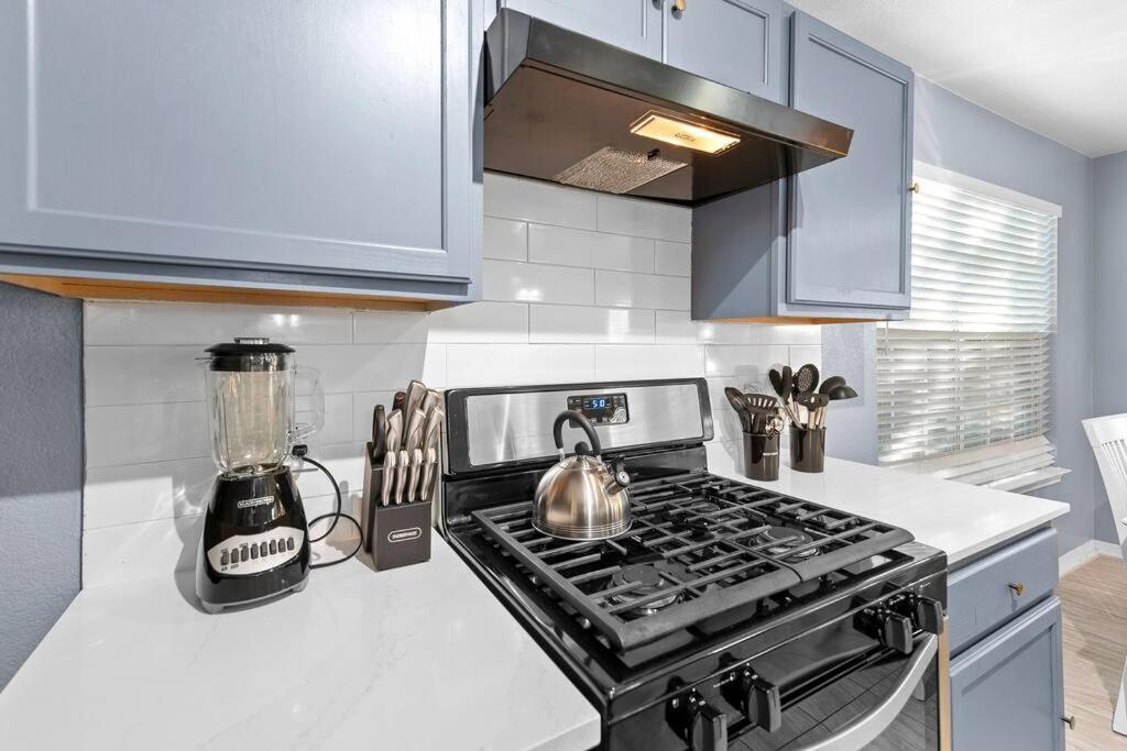 Luxury - 10 Min From Dt - Sleeps 10 *