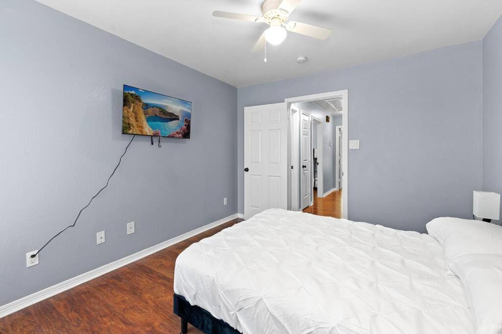 Holiday home Luxury - 10 Min From Dt - Sleeps 10 Austin