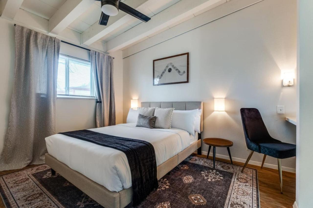 10 Min To Downtown Apartment *