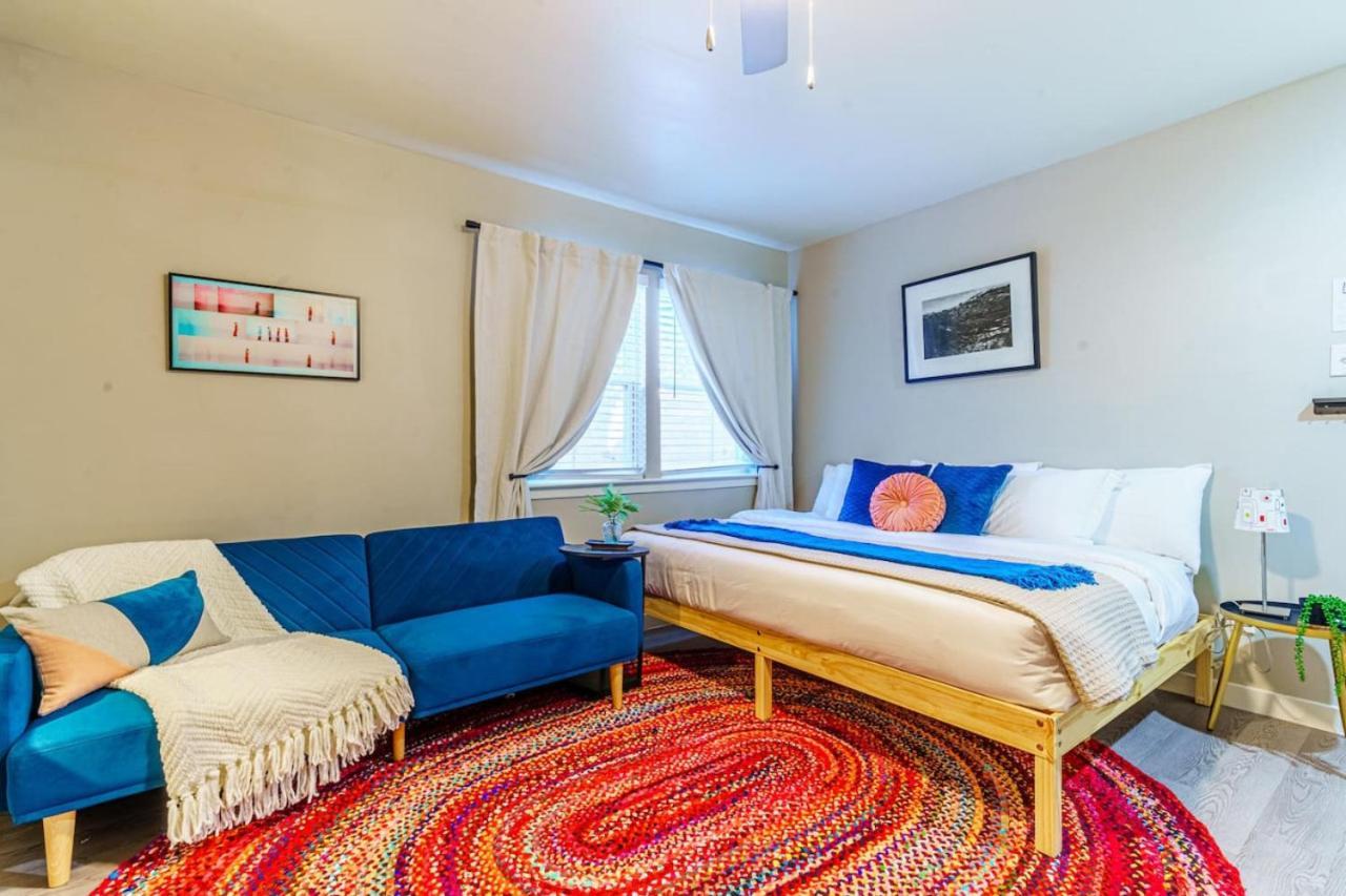 Chic Deluxe Studio-pet Friendly-10 Min To Dt Apartment *