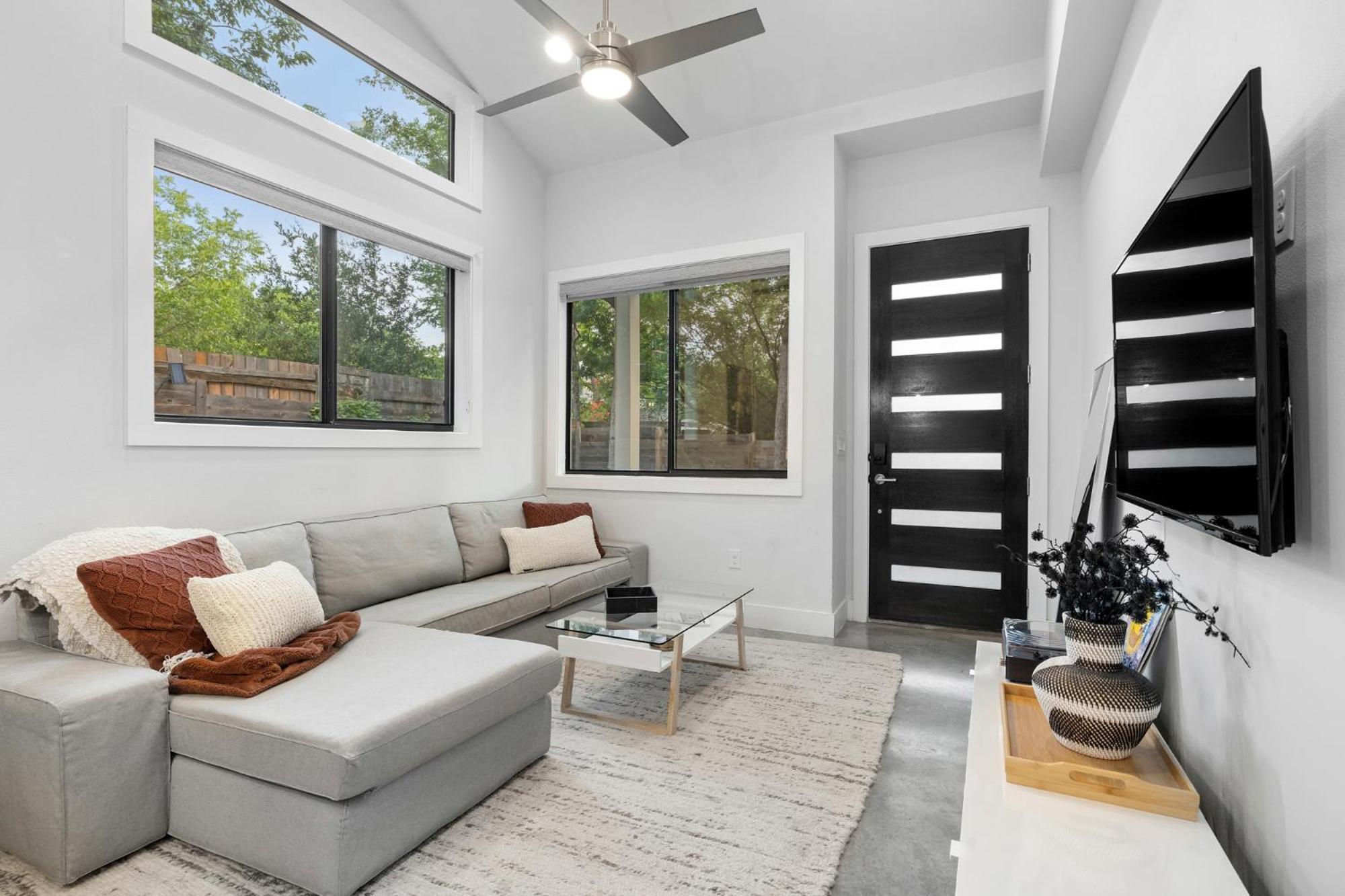 East Side Haven - Blocks From Local Food Legends Holiday home Austin