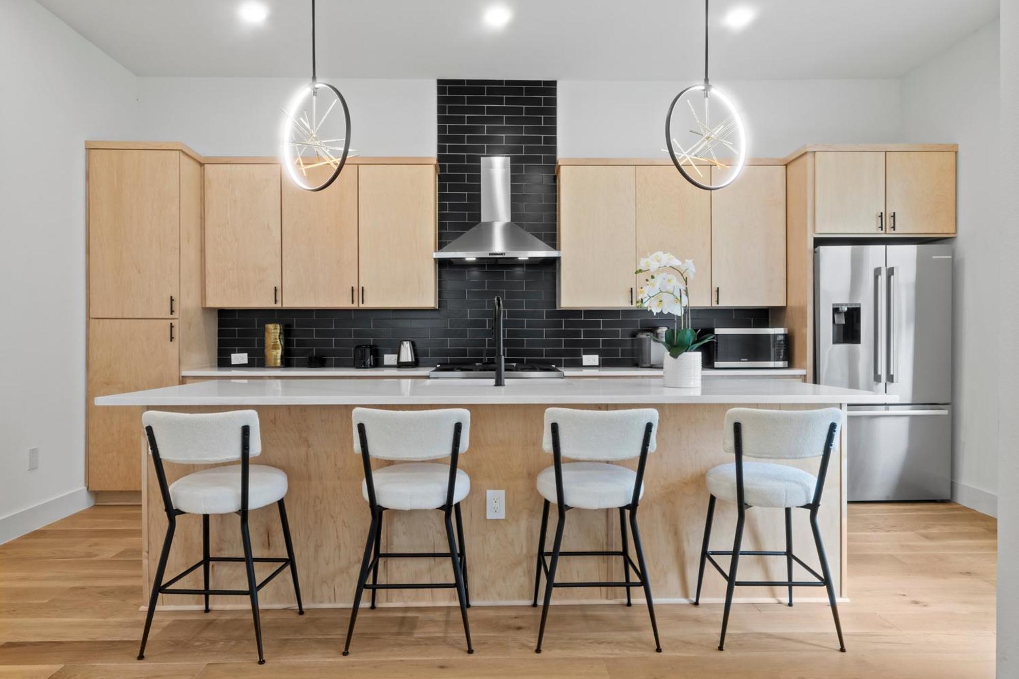Rainey St Retreat - Cowboy Pool & Urban Chic Holiday home