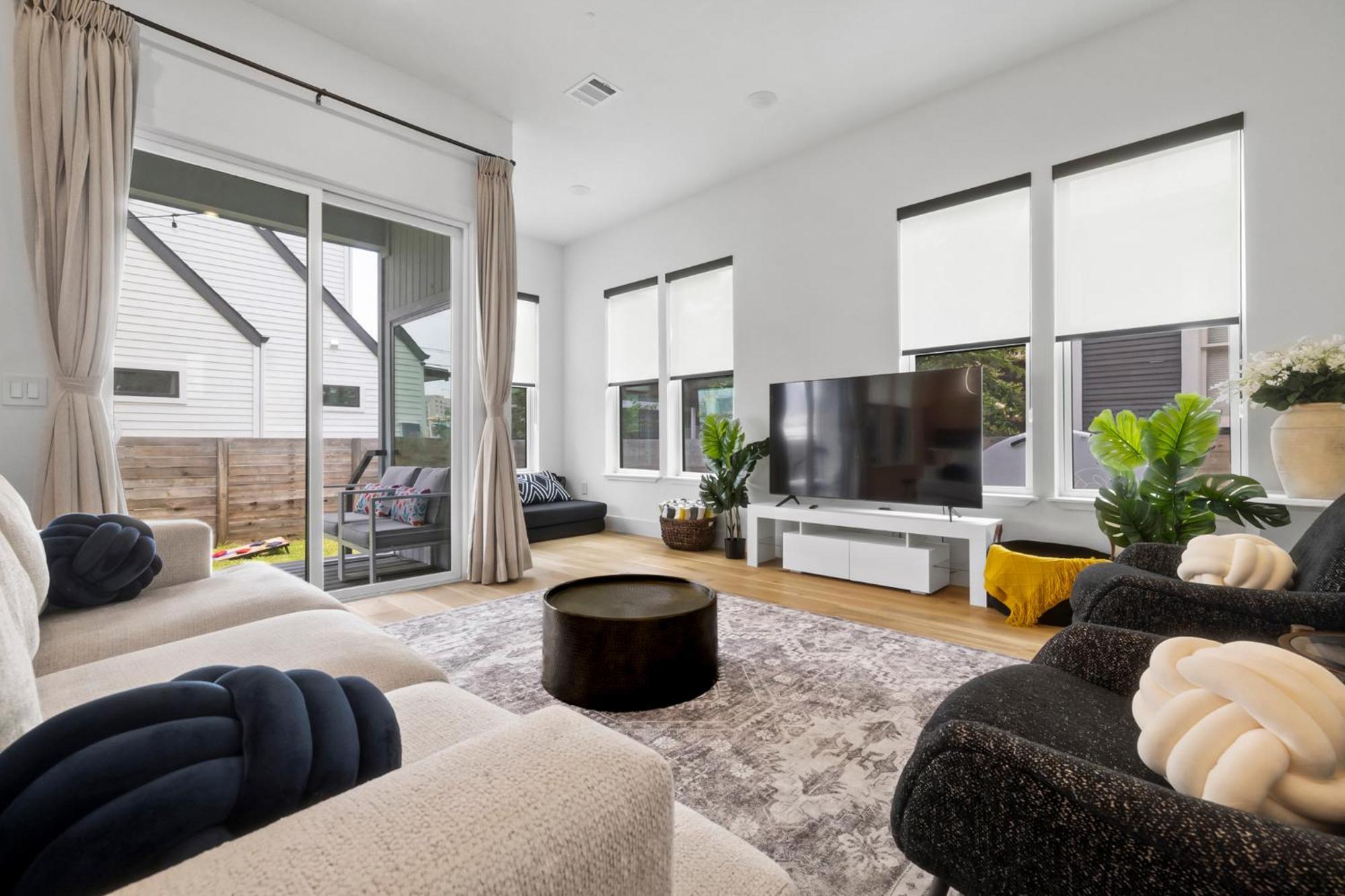 Holiday home Rainey St Retreat - Cowboy Pool & Urban Chic *