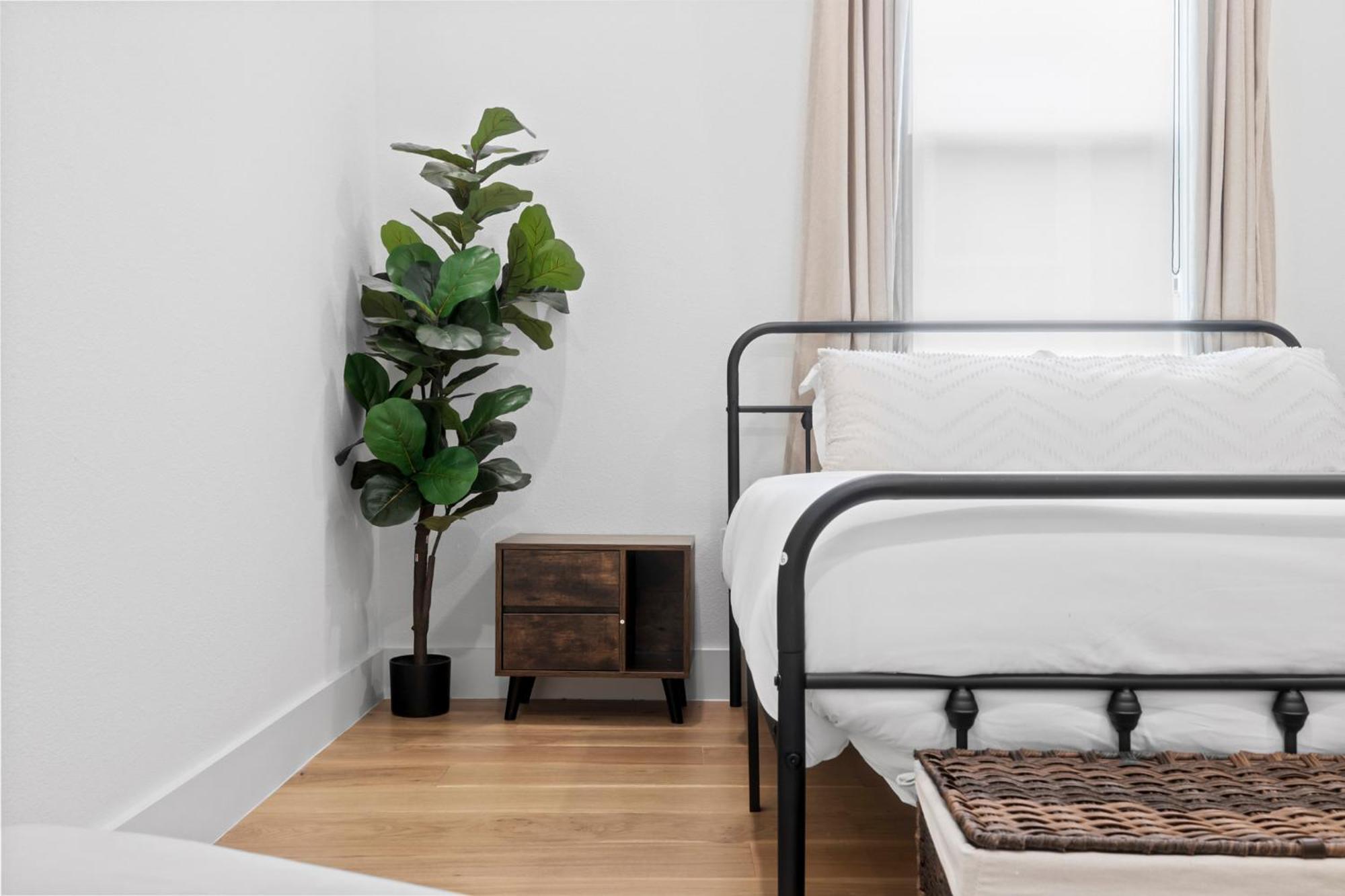 Rainey St Retreat - Cowboy Pool & Urban Chic Holiday home *