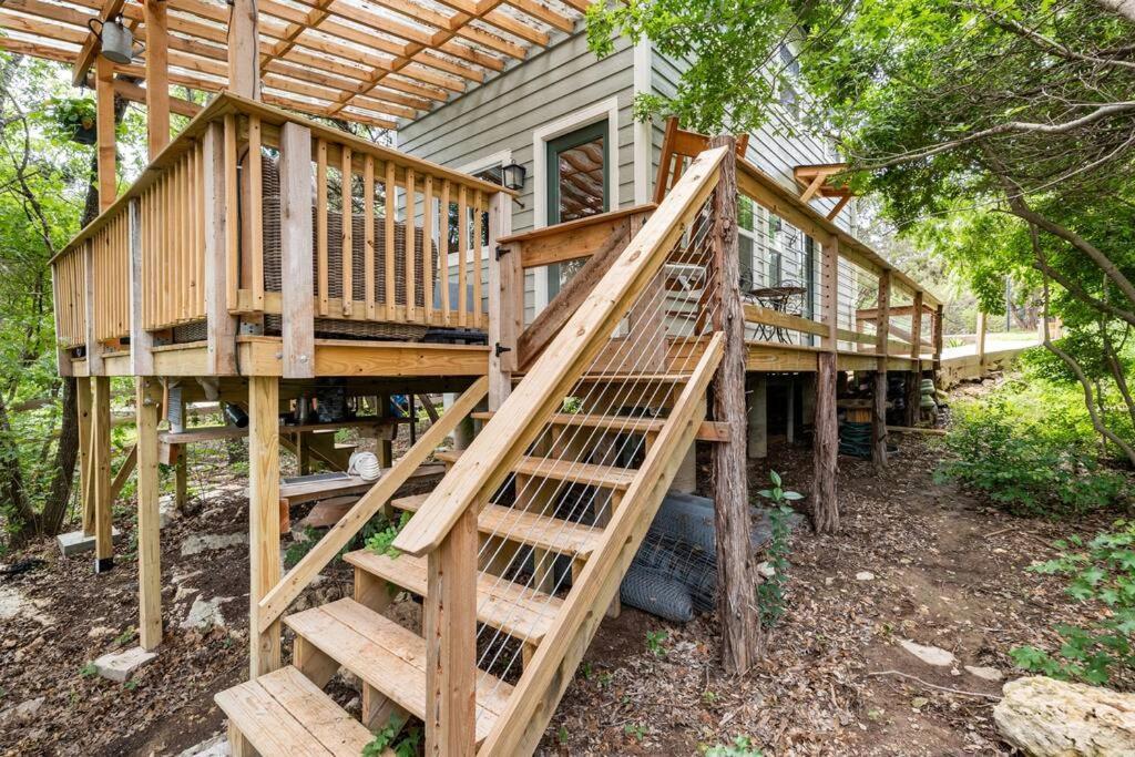 Cozy Coop Casita - Travis-hot Tub-tiny House