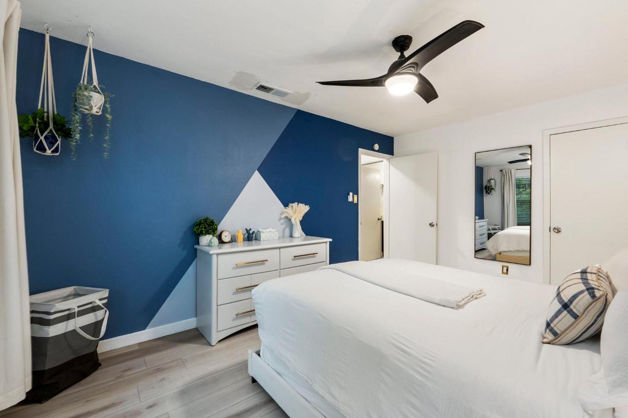 Charming South Lamar Hideaway - Near Zilker & Soco *