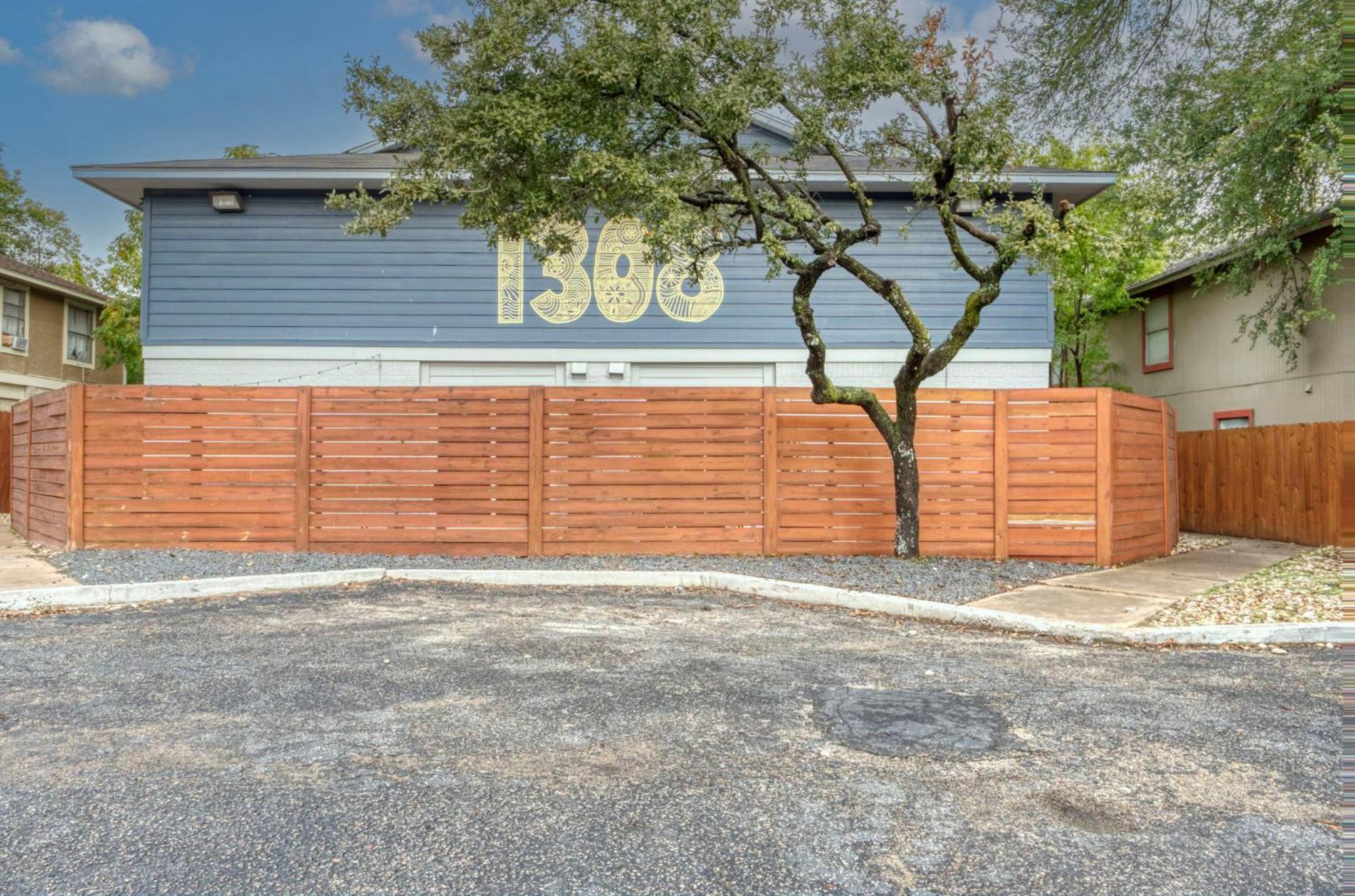 Charming South Lamar Hideaway - Near Zilker & Soco * Austin