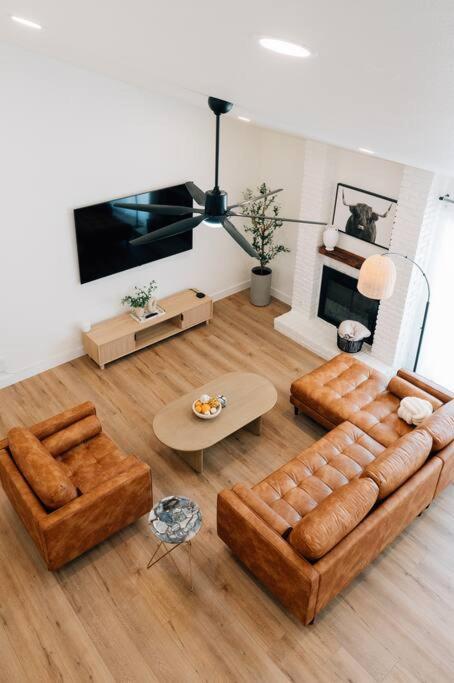 Q2 Stadium Domain Downtown Pool Game Loft * Austin