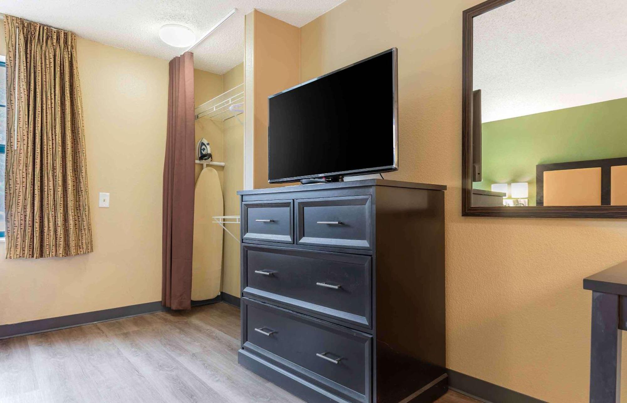 Hotel Extended America Select - - Northwest - Lakeline Mall 2*