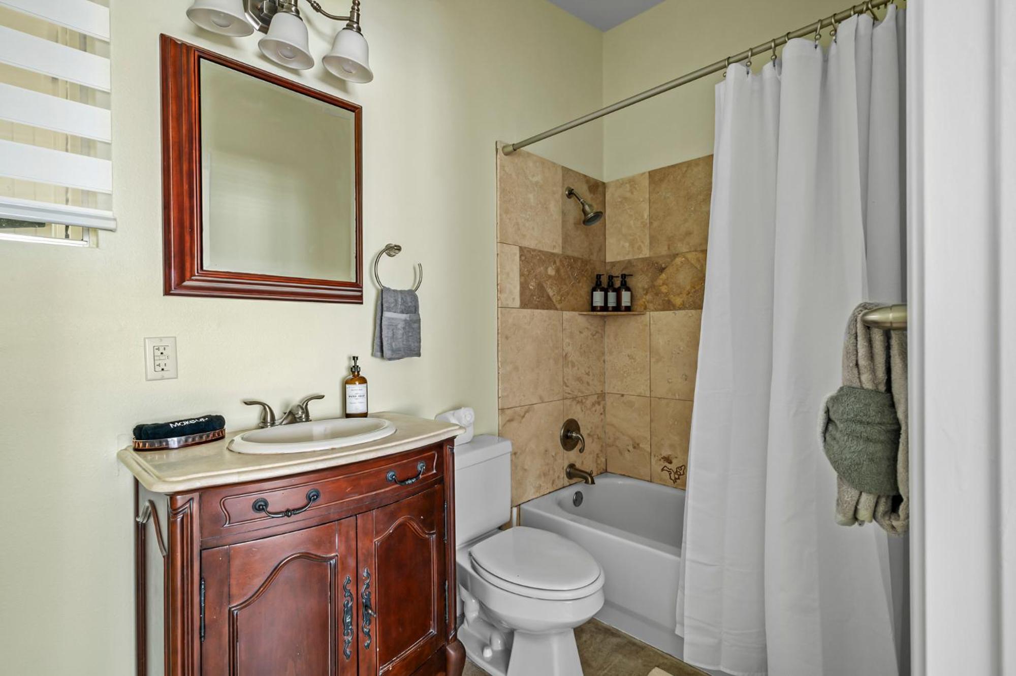 Holiday home Retro Vibes & Zilker Views - Music House By Zilker Austin