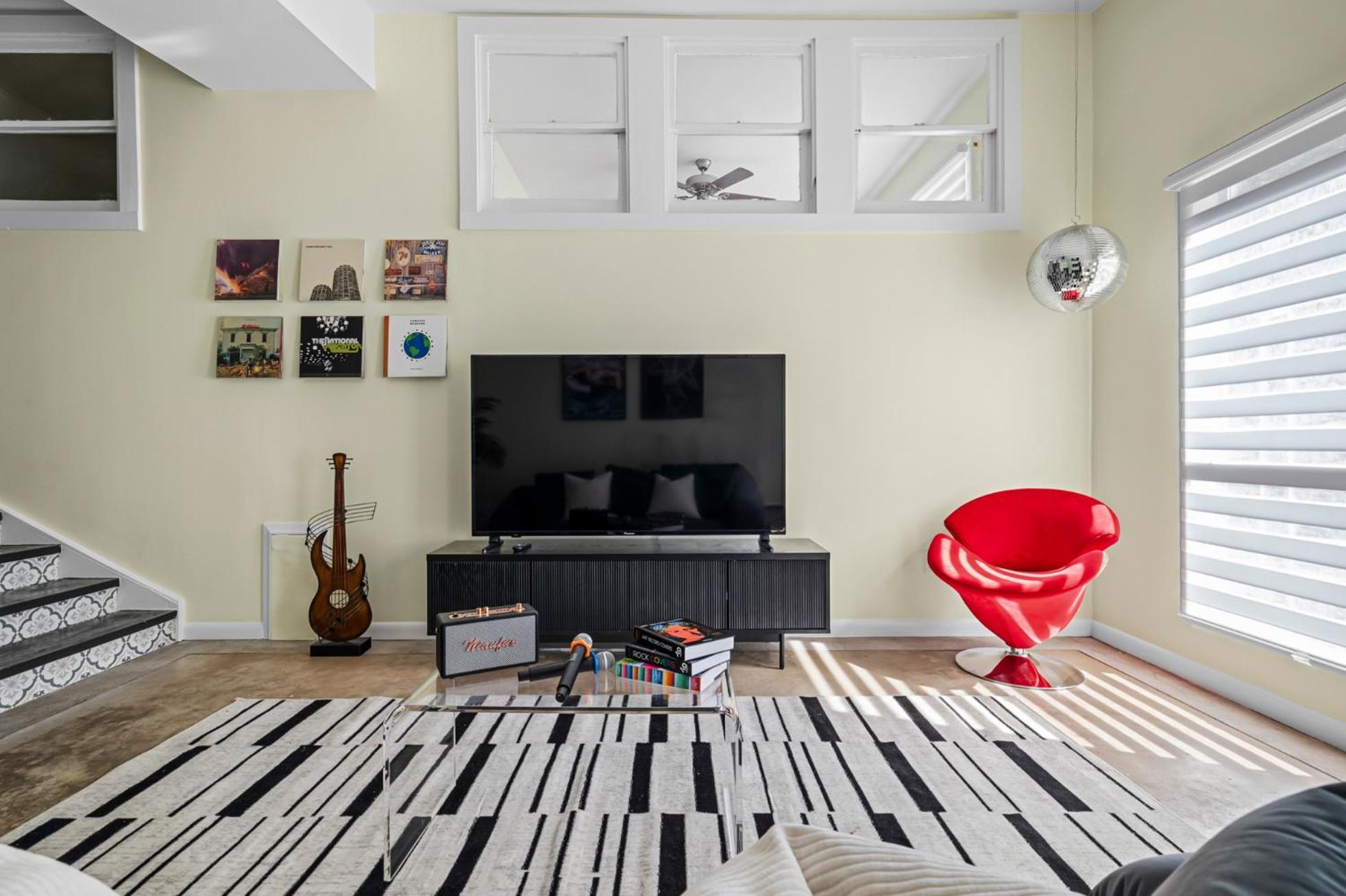 Retro Vibes & Zilker Views - Music House By Zilker Holiday home Austin