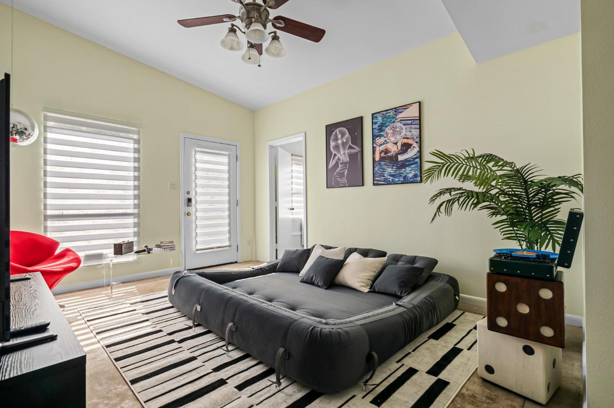 Holiday home Retro Vibes & Zilker Views - Music House By Zilker
