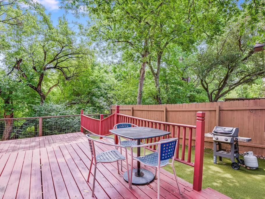 Holiday home Cosy And Open With Loft On Greenbelt Austin