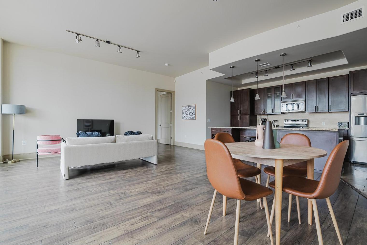 Apartment Blueground Downtown 2bd Atx-284 Austin