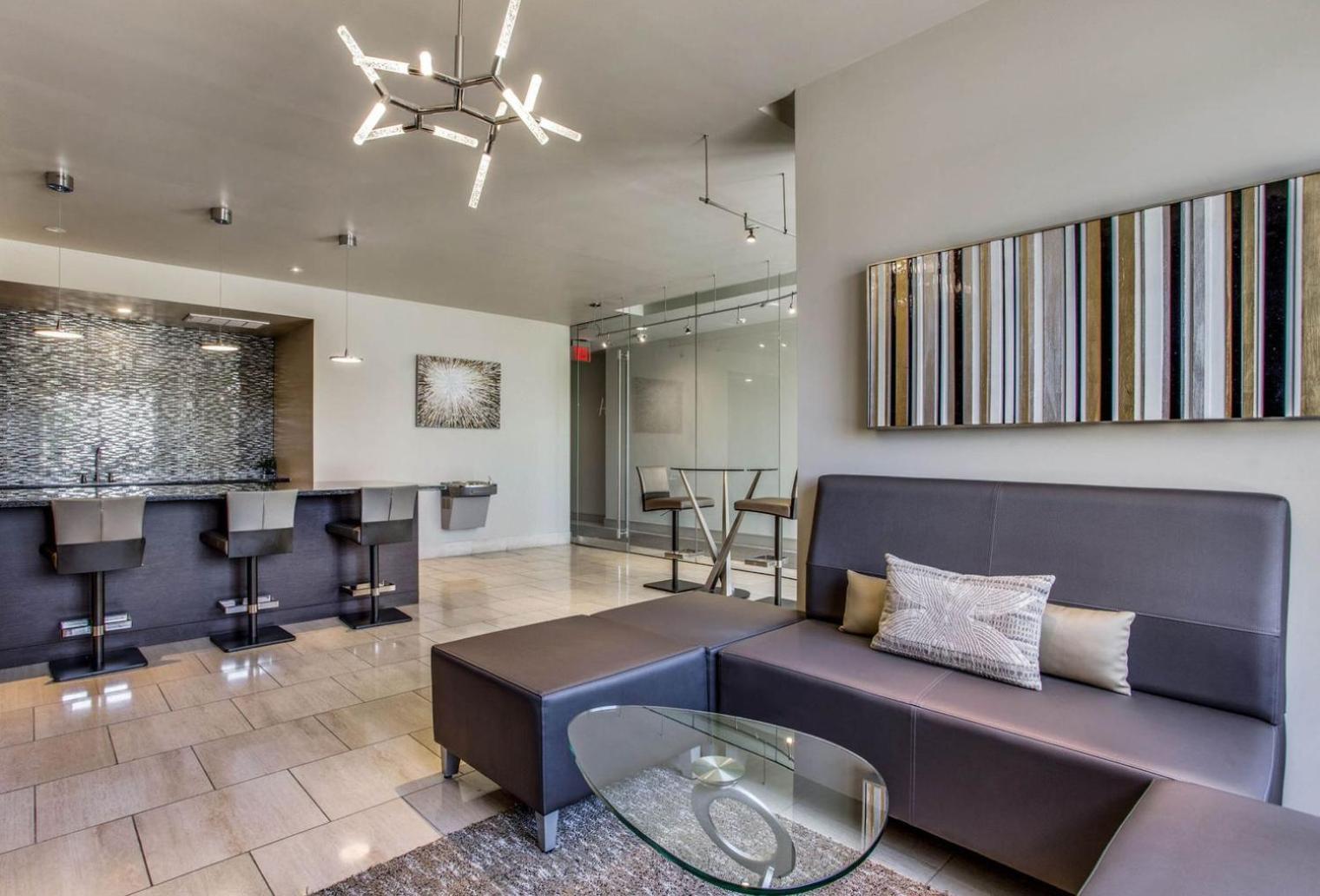 Blueground Downtown 2bd Atx-284 Austin