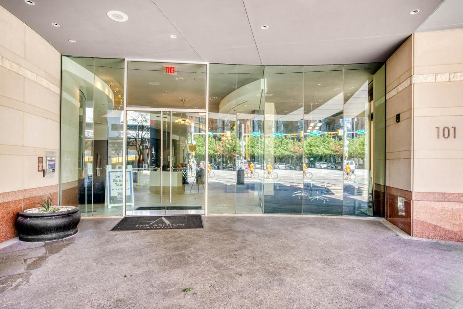 Blueground Downtown 2bd Atx-284 Austin