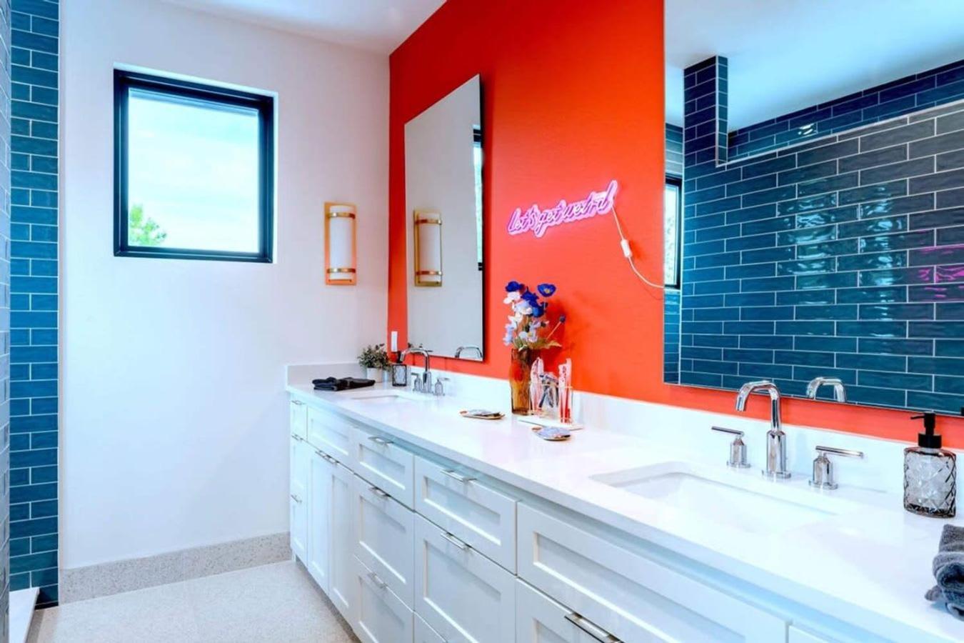 Check-mate Sleeps 18 & Only 7min To Downtown Atx *