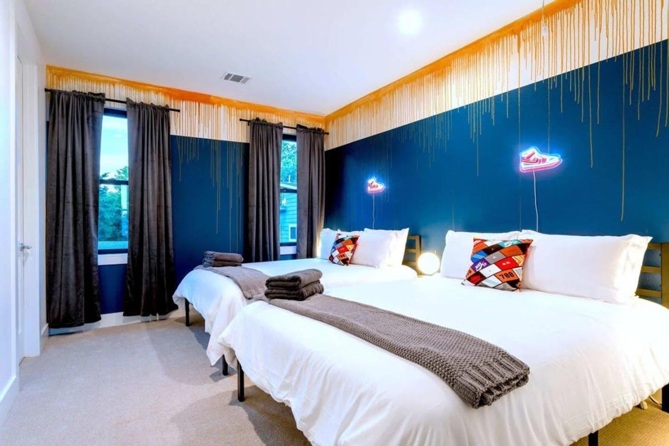 Holiday home Check-mate Sleeps 18 & Only 7min To Downtown Atx