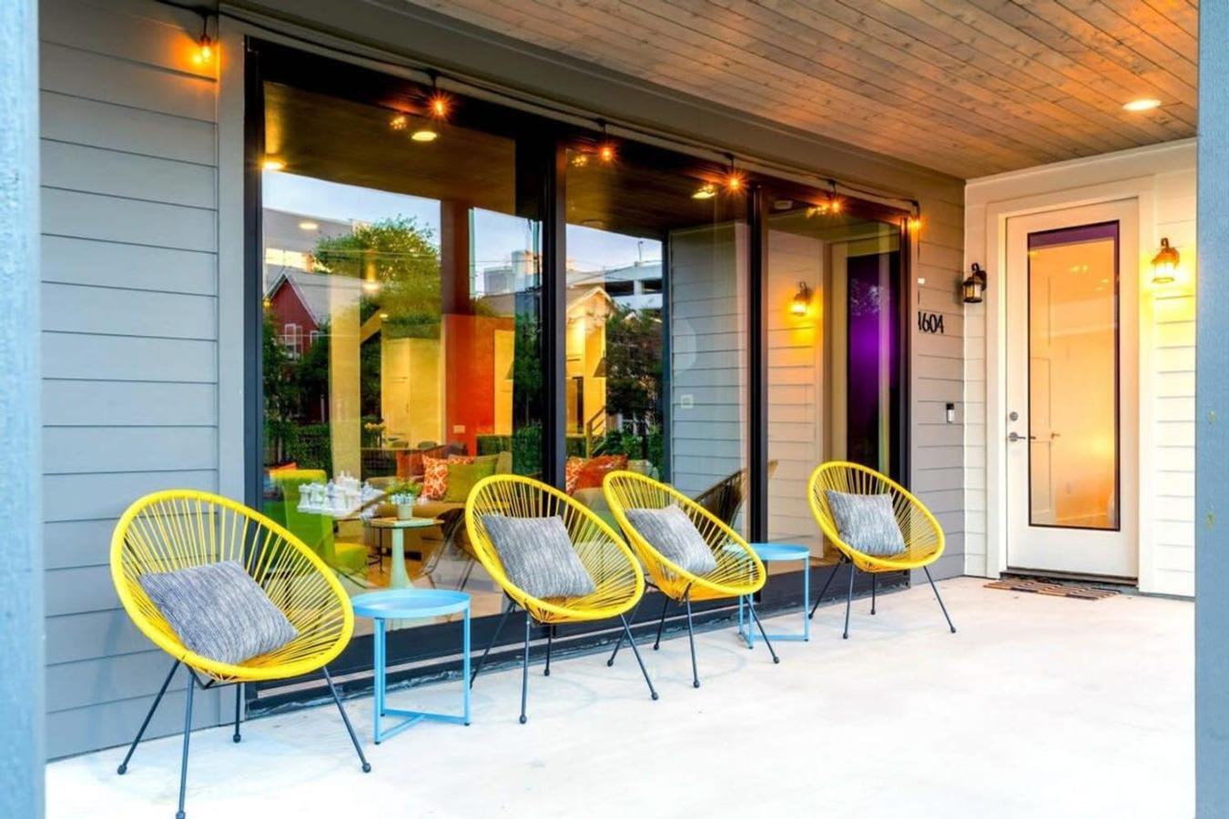 Holiday home Check-mate Sleeps 18 & Only 7min To Downtown Atx *