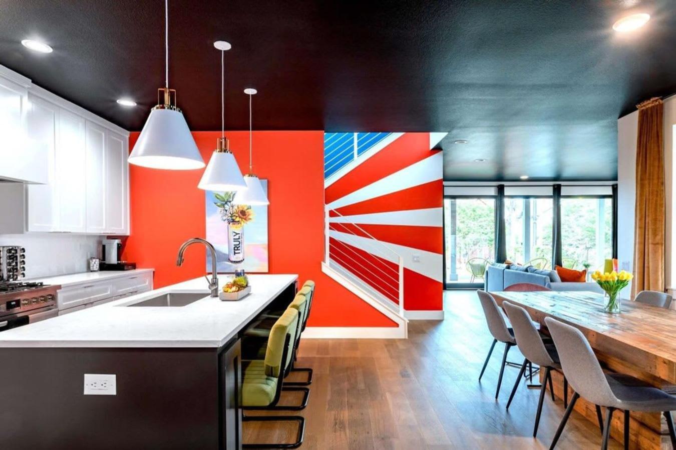 Check-mate Sleeps 18 & Only 7min To Downtown Atx *