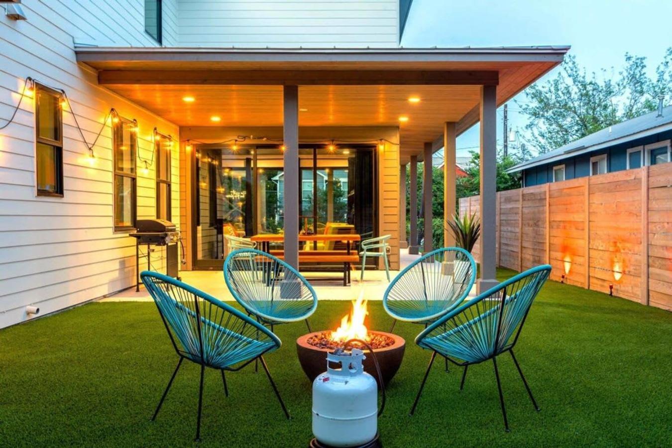 Check-mate Sleeps 18 & Only 7min To Downtown Atx Austin