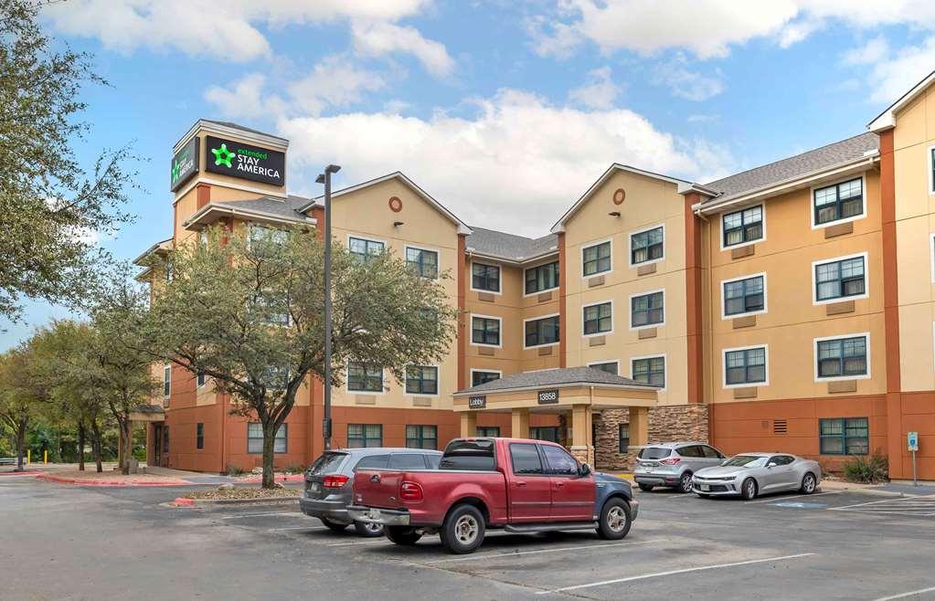 Extended America Select - - Northwest - Lakeline Mall Austin