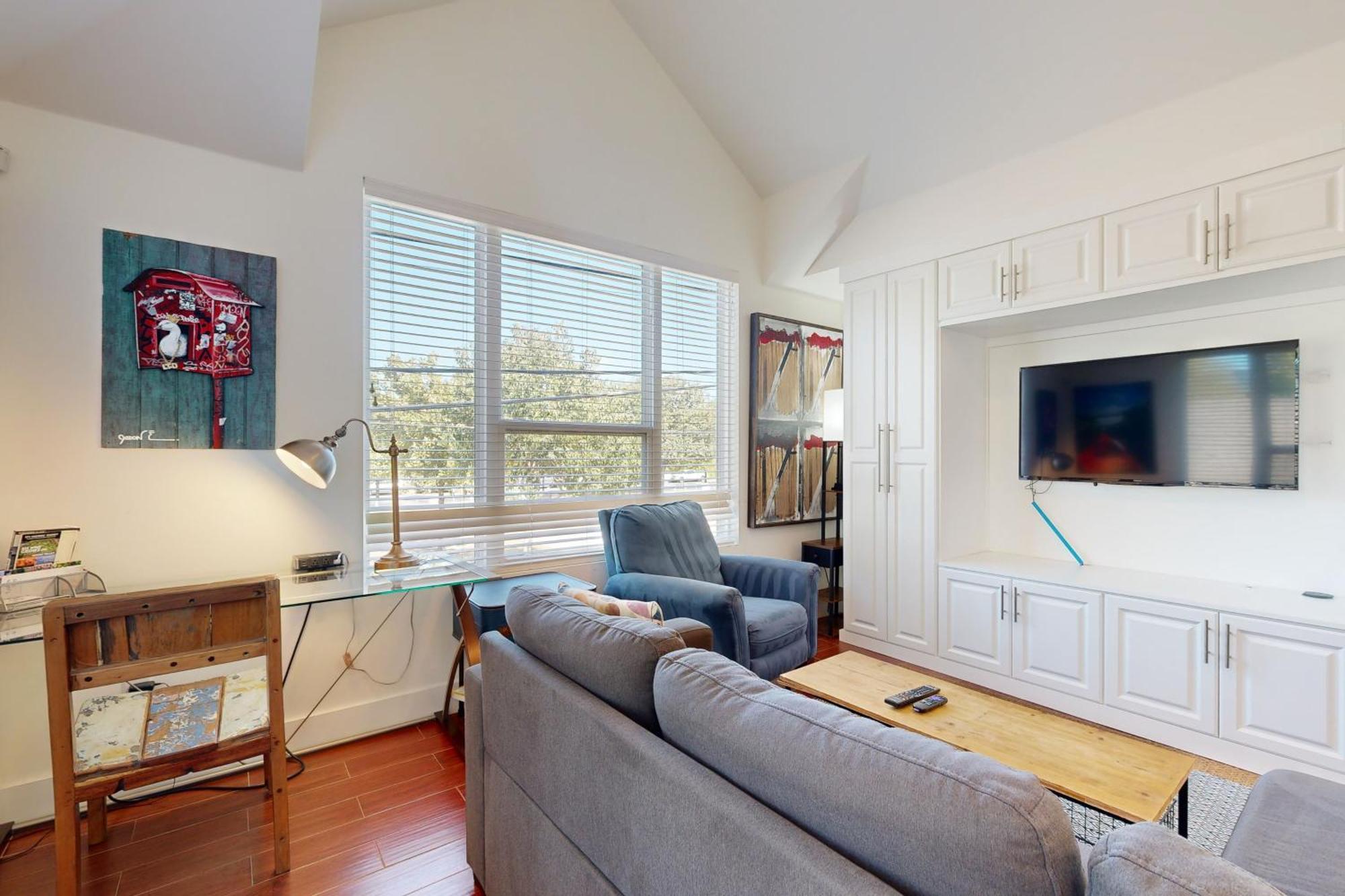 Apartment Willow House Unit B