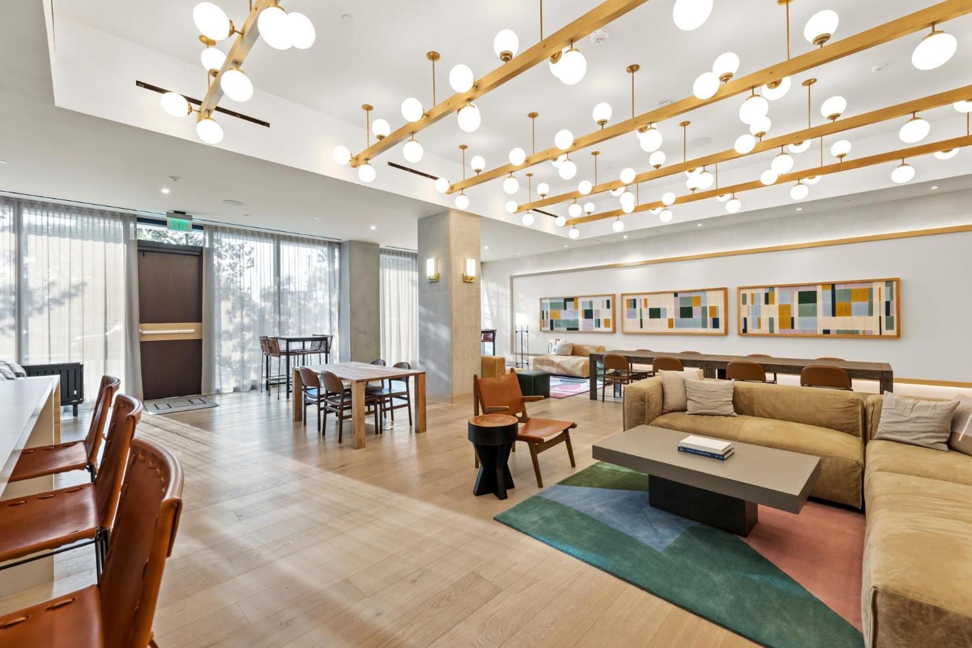 High Rise In The Heart Of Atx Holiday home Austin