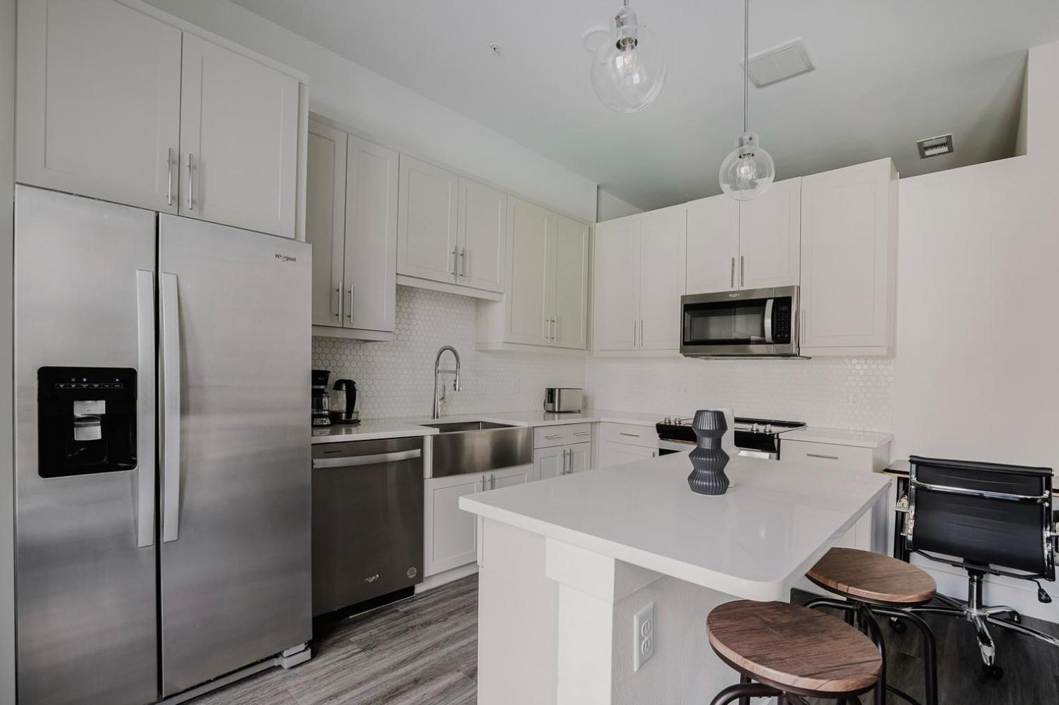 Apartment Blueground Highland 1bd Atx-277 *